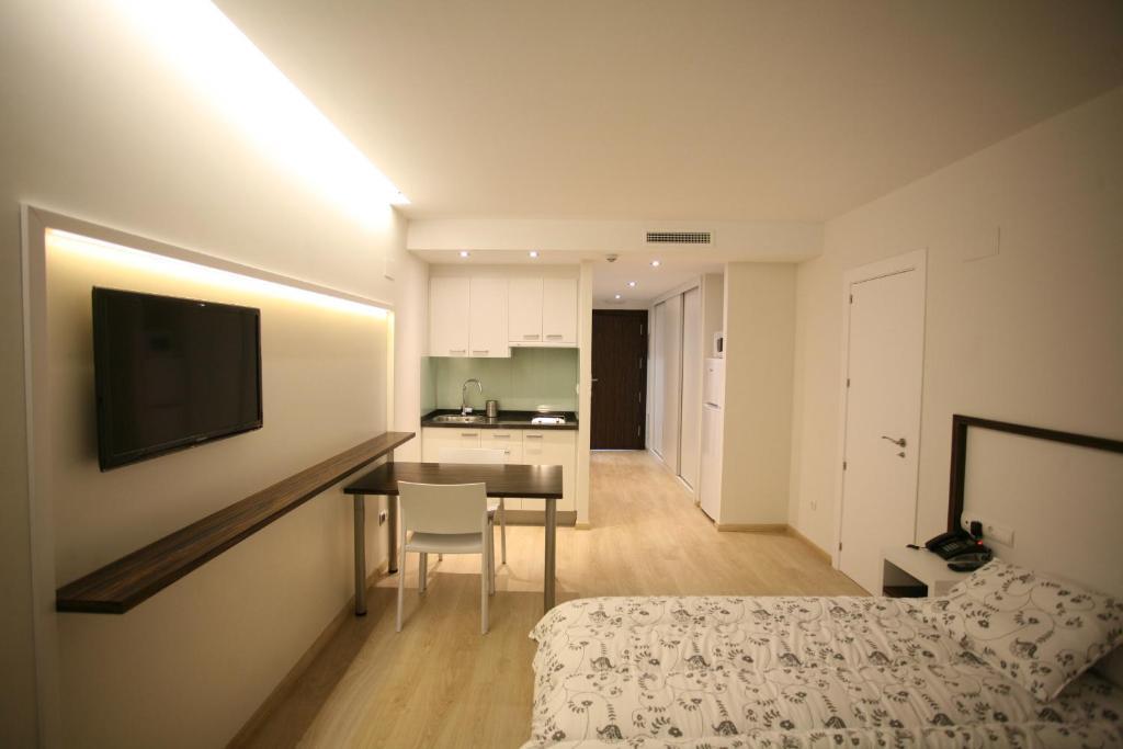 Aparthotel Playa Oliva Pokoj fotografie